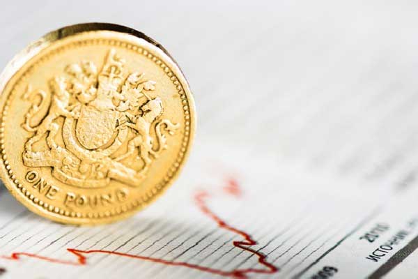 特朗普因就业数据糟糕解雇美国劳工统计局局长 获机会施压美联储