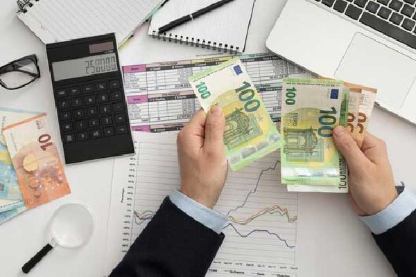 反内卷号角吹响，中小财险利润加速回血！下半场挑战加大！